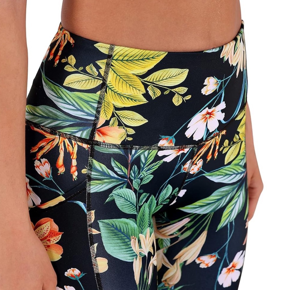 Women High Waisted Yoga Capri with Pockets - Picture 6 of 10